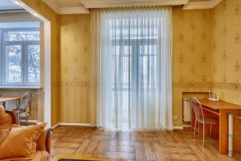 Apartment Near Bessarabsky Square Kyiv Exterior photo